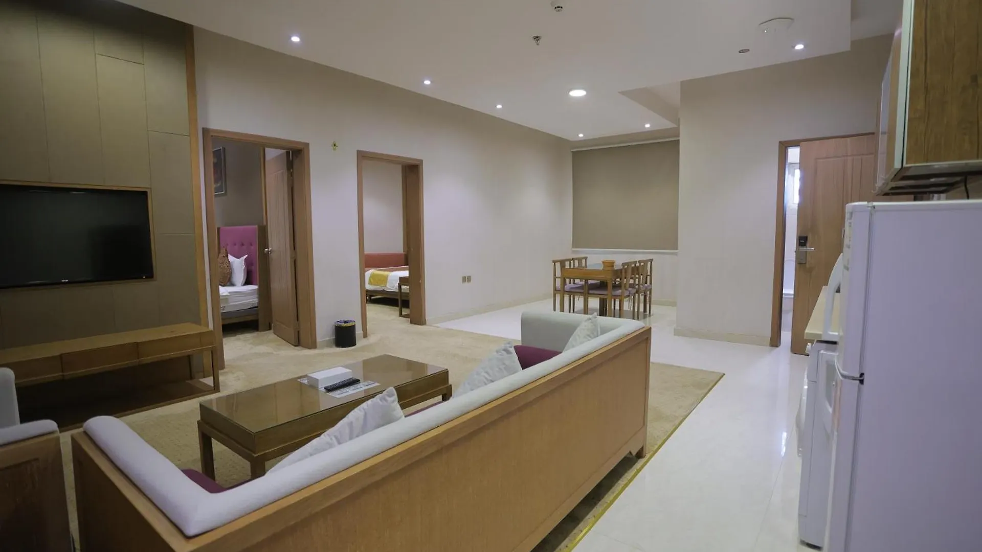 ****  Dar Hashim Hotel Suites - Alnuzha Riyadh Saudi-Arabien