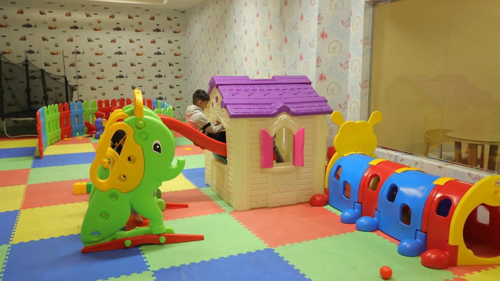 Dar Hashim Hotel Suites - Alnuzha 리야드 4*,