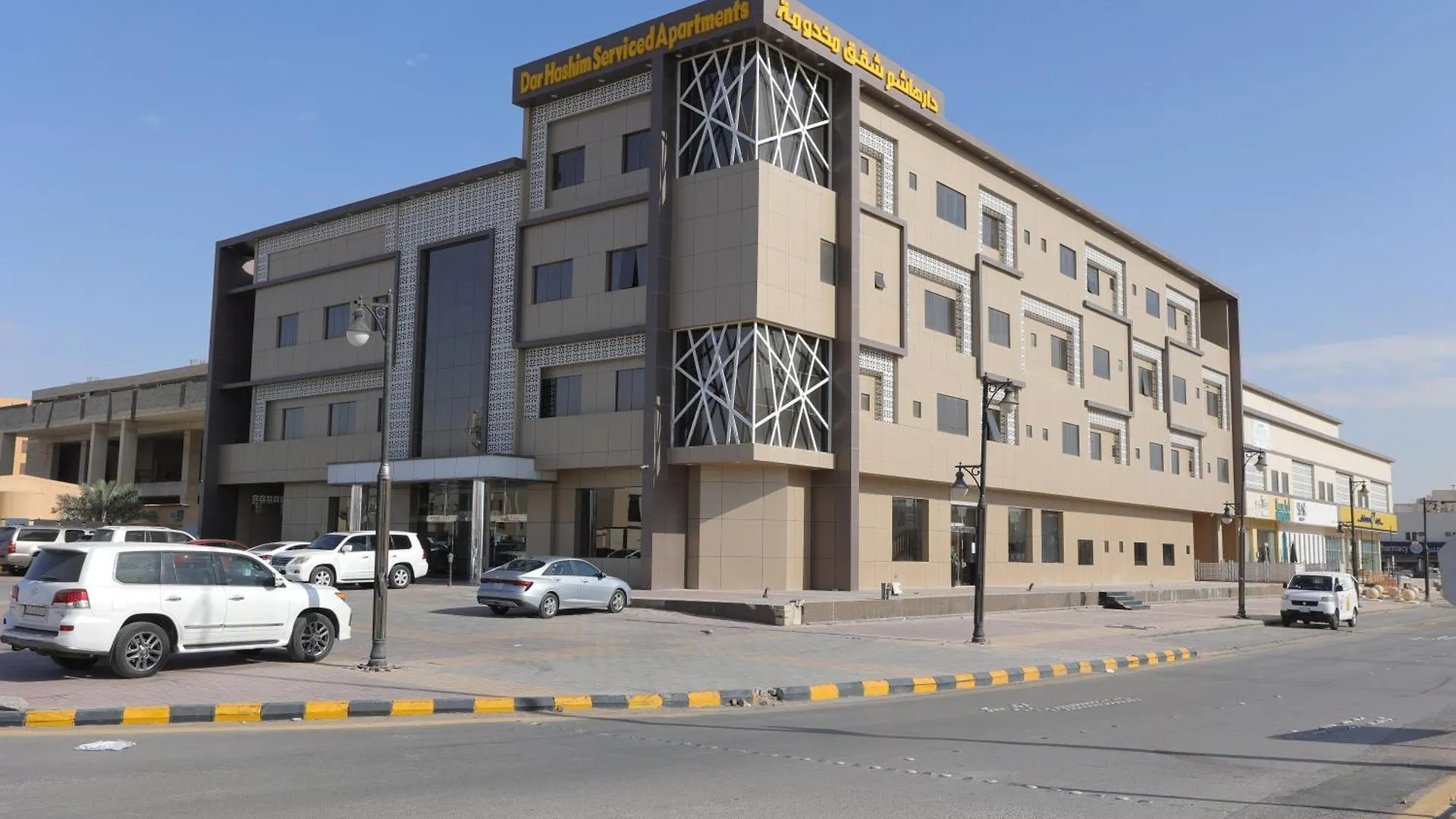 Dar Hashim Hotel Suites - Alnuzha 리야드