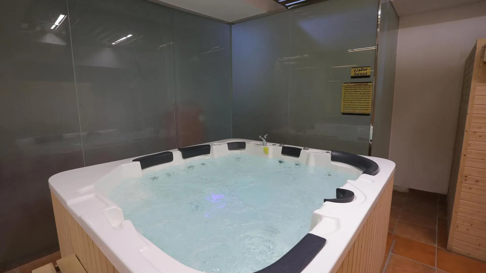 Dar Hashim Hotel Suites - Alnuzha 리야드